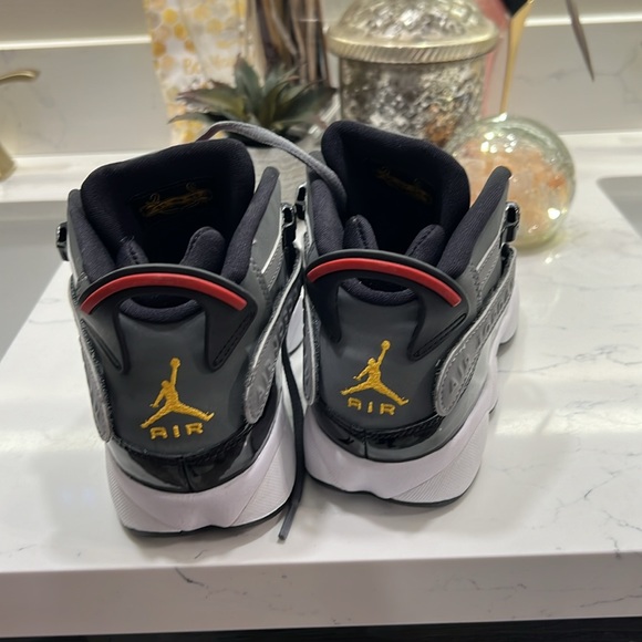 Jordan 6 Rings (GS) - Picture 3 of 6